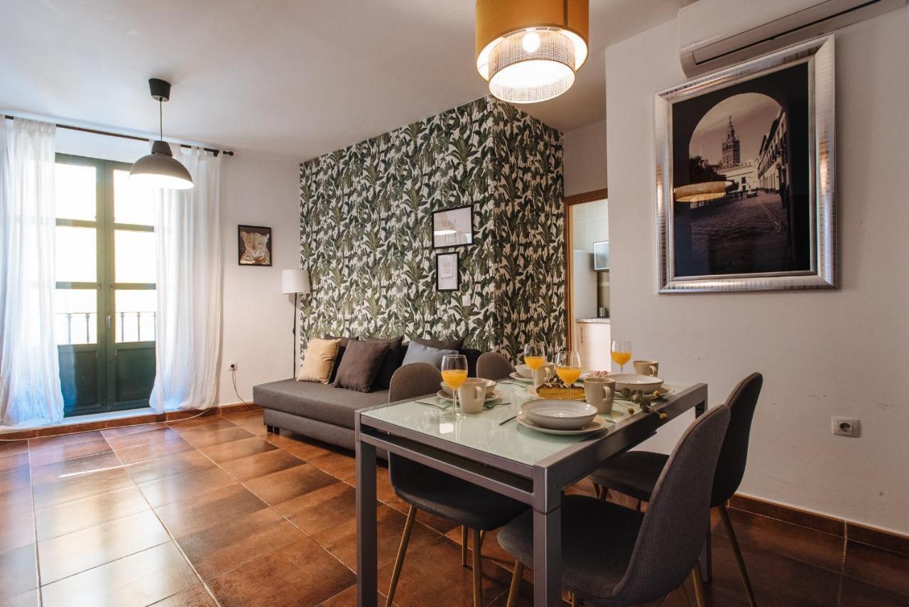 Homeyseville- Bright Apartment At Santa Cruz 6 Pax, Parking Optional Екстер'єр фото